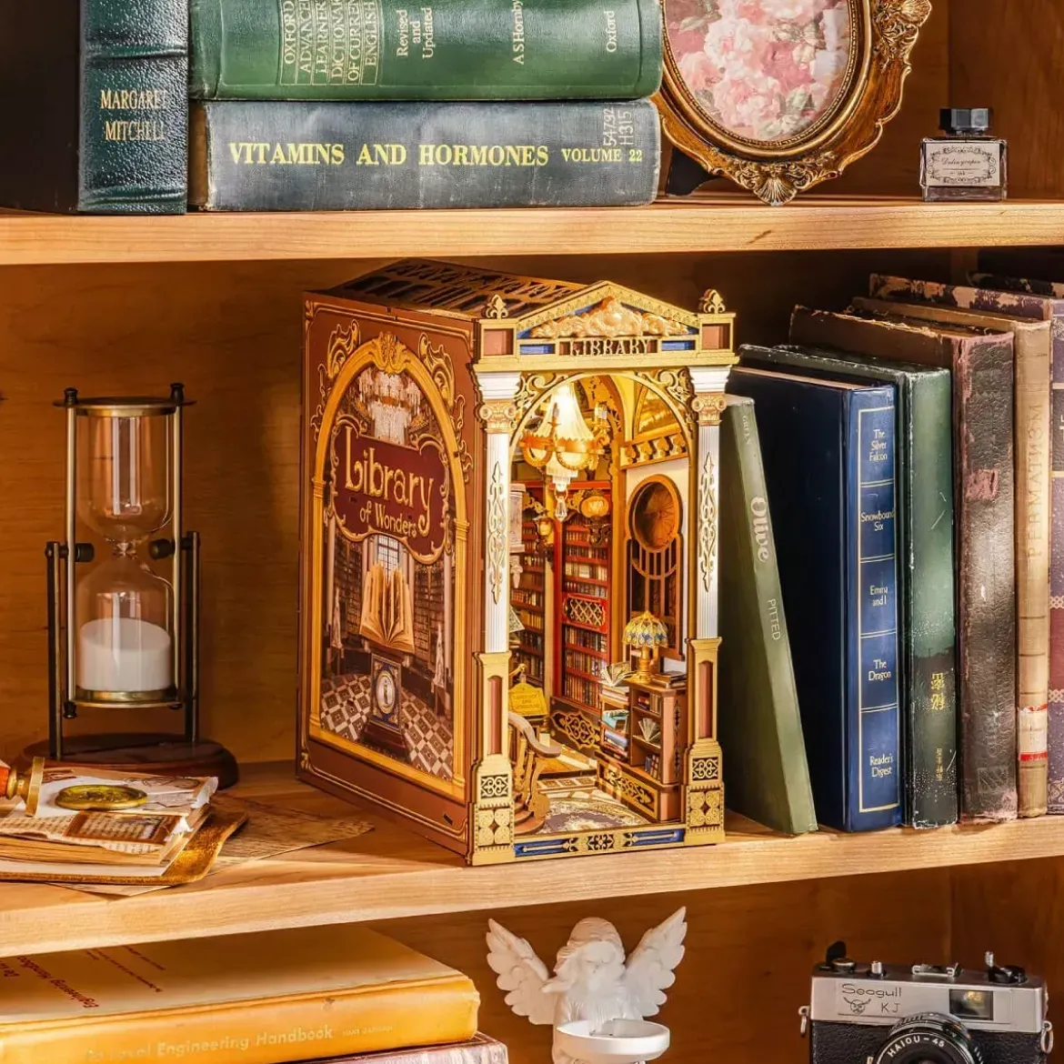 Book Nook Rolife - Library of Wonders - 258 Pièces