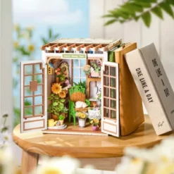 Book Nook Rolife - Secret Bloomy Nook - 246 Pièces